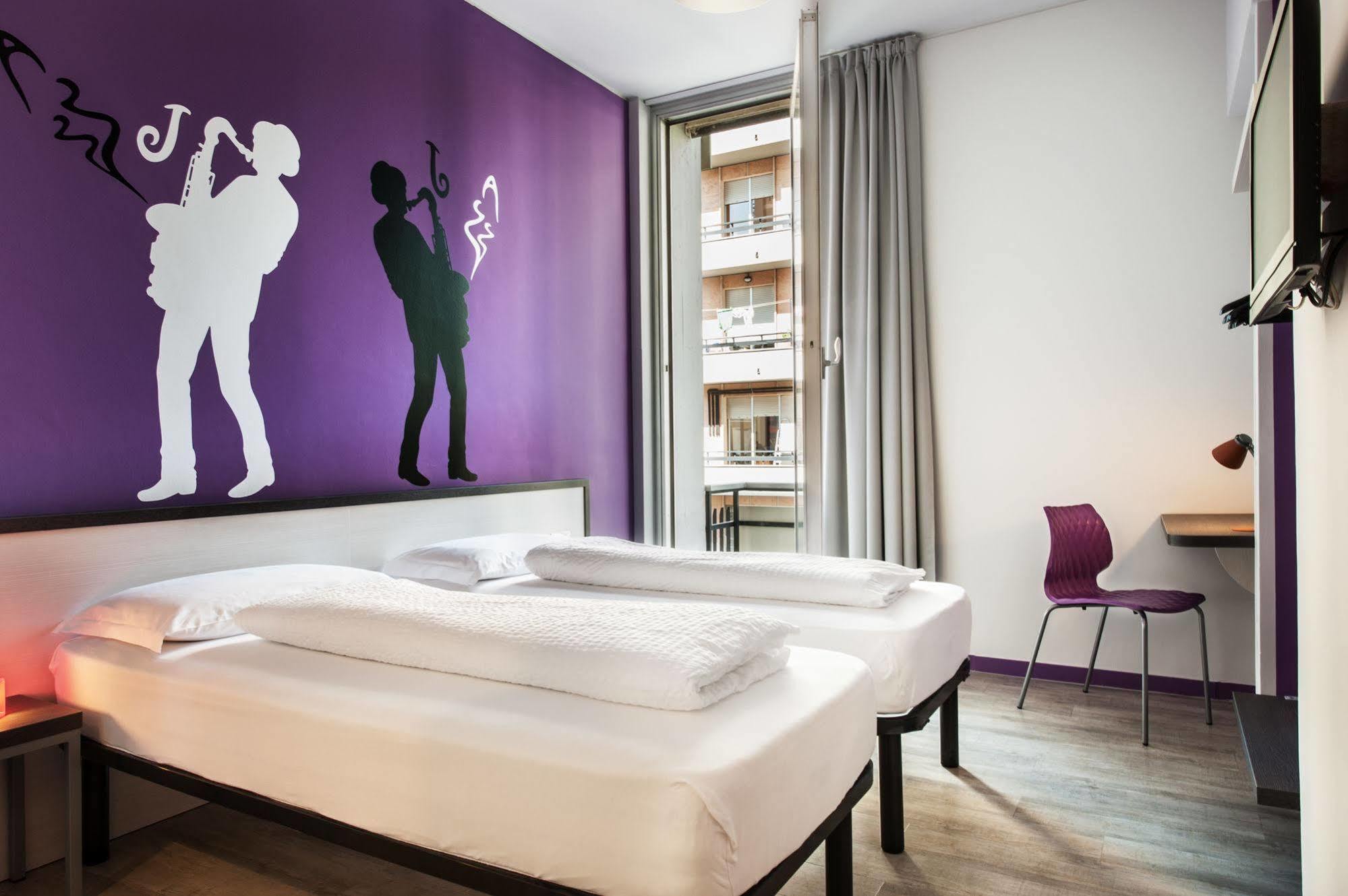Nologo Hotel 2*
